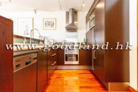 SAI KUNG Waterfront Village House For Sale | Yacht Club Sea View, Multi Parking & 4 Rooms