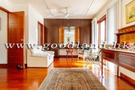 SAI KUNG Waterfront Village House For Sale | Yacht Club Sea View, Multi Parking & 4 Rooms