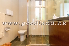 SAI KUNG Waterfront Village House For Sale | Yacht Club Sea View, Multi Parking & 4 Rooms