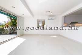 SAI KUNG Village House For Sale | Sea & Greenery View, Walk to Town & Communal Pool
