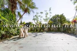 SAI KUNG Village House For Sale | Sea & Greenery View, Walk to Town & Communal Pool