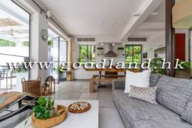 SAI KUNG Fully Detached House For Sale | Huge Garden, Private Gate & Multi Parking