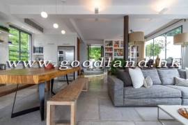 SAI KUNG Fully Detached House For Sale | Huge Garden, Private Gate & Multi Parking
