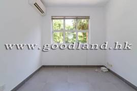 SAI KUNG Village House For Sale | Front & Back Garden, High Ceiling & 4 Bedrooms