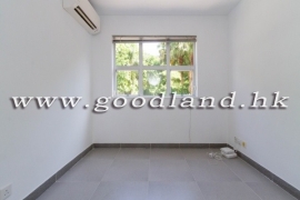 SAI KUNG Village House For Sale | Front & Back Garden, High Ceiling & 4 Bedrooms