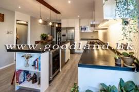 SAI KUNG Village House For Sale | Move-In Condition, Equipped Kitchen & 3 Bedrooms
