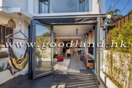 SAI KUNG Village House For Sale | Move-In Condition, Equipped Kitchen & 3 Bedrooms