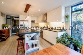 SAI KUNG Village House For Sale | Move-In Condition, Equipped Kitchen & 3 Bedrooms