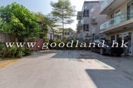 SAI KUNG Detached House For Sale | Large Garden, Private Gate Parking & 5 Bedrooms