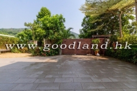 SAI KUNG Detached House For Sale | Large Garden, Private Gate Parking & 5 Bedrooms