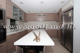SAI KUNG Village House For Sale | Rare Spacious Garden, Private Gate & 4 Bedrooms