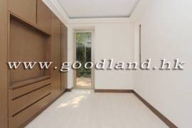 SAI KUNG Village House For Sale | Rare Spacious Garden, Private Gate & 4 Bedrooms