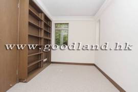 SAI KUNG Village House For Sale | Rare Spacious Garden, Private Gate & 4 Bedrooms