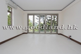 SAI KUNG Village House For Sale | Rare Spacious Garden, Private Gate & 4 Bedrooms
