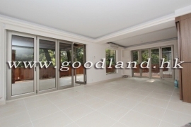 SAI KUNG Village House For Sale | Rare Spacious Garden, Private Gate & 4 Bedrooms