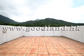 SAI KUNG Village House For Sale | Huge Fenced Garden, Greenery Mountain View & 4 Bedrooms