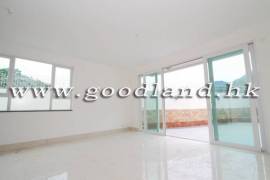 SAI KUNG Village House For Sale | Huge Fenced Garden, Greenery Mountain View & 4 Bedrooms