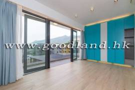 SAI KUNG Mid-Level Village House For Sale | Covered Parking, Garden & Sea Greenery View