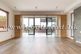 SAI KUNG Mid-Level Village House For Sale | Covered Parking, Garden & Sea Greenery View