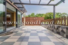 SAI KUNG Mid-Level Village House For Sale | Covered Parking, Garden & Sea Greenery View