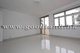 SAI KUNG Village House For Sale | Sea View, Close to Town & Communal Pool