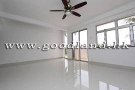 SAI KUNG Village House For Sale | Sea View, Close to Town & Communal Pool