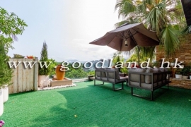 SAI KUNG Mid-Level Village House For Sale | Sky Garden, Scenic View & 3 Bedrooms