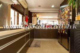 SAI KUNG Mid-Level Village House For Sale | Sky Garden, Scenic View & 3 Bedrooms
