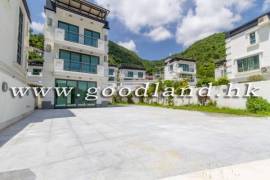 SAI KUNG Waterfront Village House For Sale | Fully Detached, Private Gate & Renovation