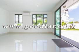 SAI KUNG Waterfront Village House For Sale | Fully Detached, Private Gate & Renovation