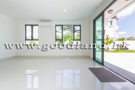 SAI KUNG Waterfront Village House For Sale | Fully Detached, Private Gate & Renovation