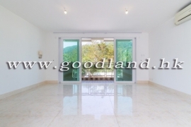 SAI KUNG Village House For Sale | Gated Community, Huge Garden & Greenery View