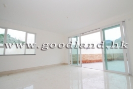 SAI KUNG Village House For Sale | Huge Fenced Garden, Greenery Mountain View & 4 Bedrooms