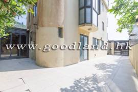 SAI KUNG Detached House For Sale | Close to Main Road, Yard & 4 Bedrooms