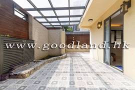SAI KUNG Detached House For Sale | Close to Main Road, Yard & 4 Bedrooms