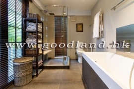 SAI KUNG Detached House For Sale | Private Gate Parking, Greenery & 4 Bedrooms