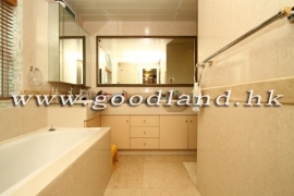 SAI KUNG Mid-Level Village House For Sale | Huge Garden, Sea Greenery View & 5 Bedrooms