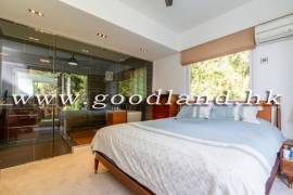 SAI KUNG End House For Sale | Private Gate, 3 Parking Spaces & Greenery View