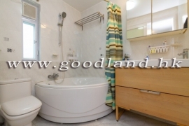 SAI KUNG Village House For Sale | Managed Complex, Pool, Private Gate Parking & Garden