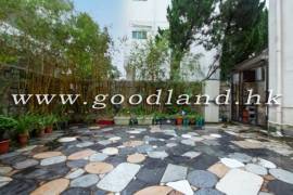 SAI KUNG Village House For Sale | Managed Complex, Pool, Private Gate Parking & Garden