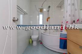 SAI KUNG Village House For Sale | Managed Complex, Pool, Private Gate Parking & Garden