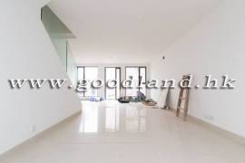 SAI KUNG Village House For Sale | Close to Town, Near HK Academy & 3 Bedrooms