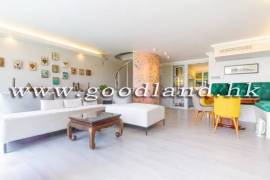 SAI KUNG Upper Duplex For Sale | Sea View All Levels, Private Roof & 3 Bedrooms