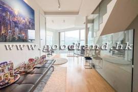 SAI KUNG Semi-Detached House For Sale | Town View, Terrace & Walk to Town