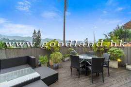 SAI KUNG Semi-Detached House For Sale | Town View, Terrace & Walk to Town