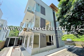 SAI KUNG Village House For Sale | End Unit, Peaceful Location, Green View & 4 Bedrooms