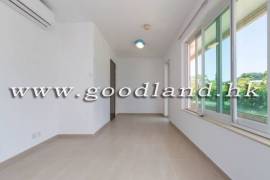 SAI KUNG Detached House For Sale | Fenced Garden, Deeded Parking & Greenery View