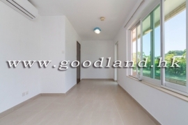 SAI KUNG Detached House For Sale | Fenced Garden, Deeded Parking & Greenery View