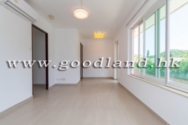 SAI KUNG Detached House For Sale | Fenced Garden, Deeded Parking & Greenery View