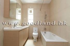 SAI KUNG Detached House For Sale | Fenced Garden, Deeded Parking & Greenery View